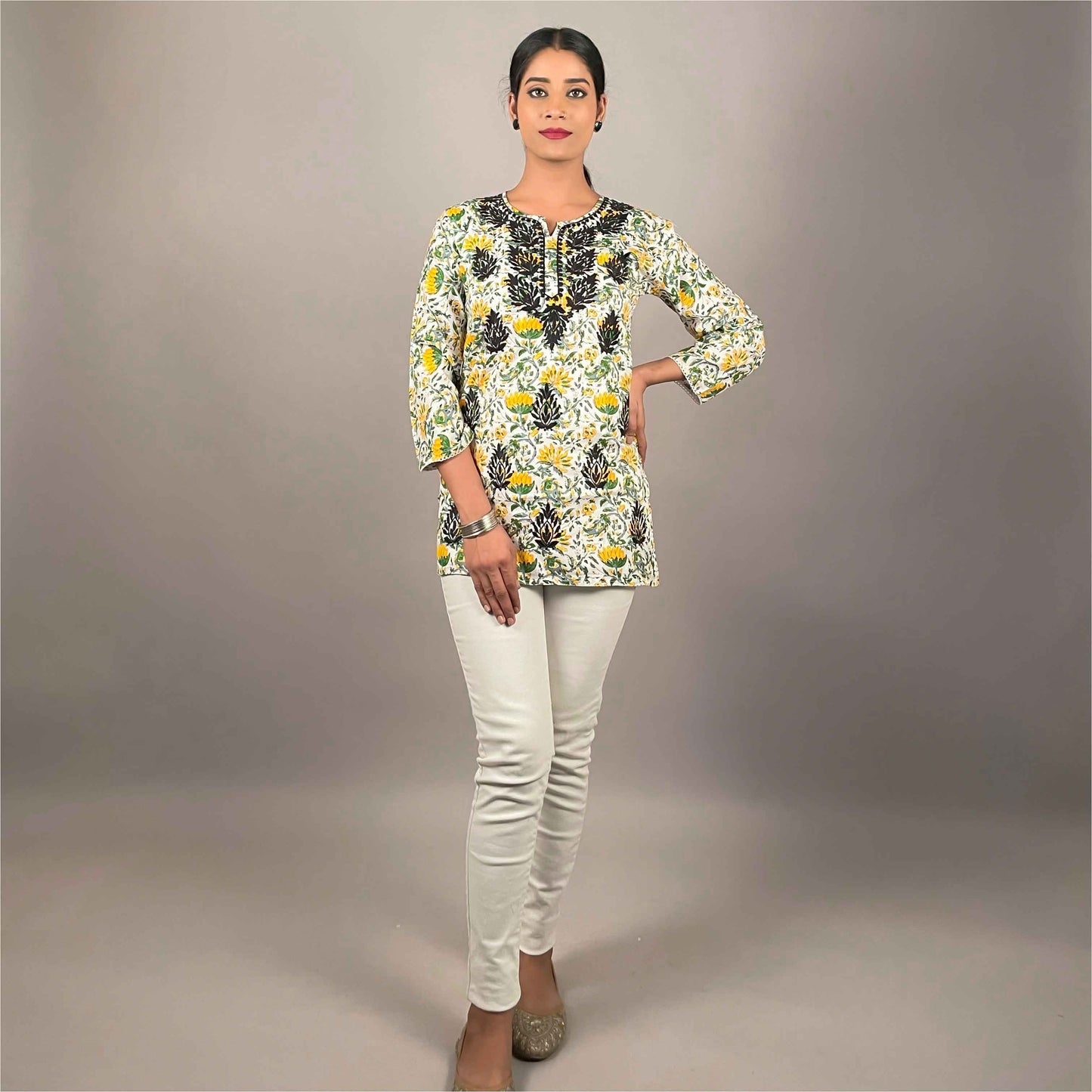 Gulbahar Green Cotton Short Chikankari Kurti