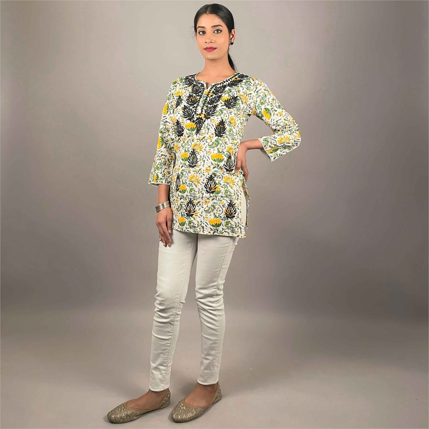 Gulbahar Green Cotton Short Chikankari Kurti