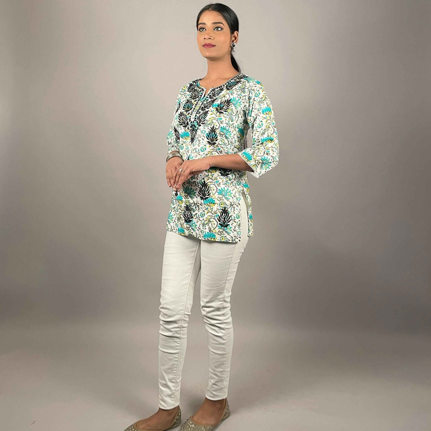 Gulbahar Sea blue Cotton Short Chikankari Kurti